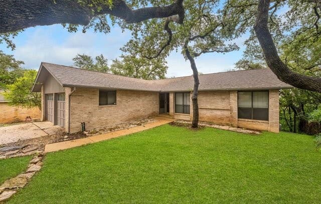 13906 North Hills Village Drive