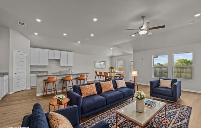 8403 Gardenbloom Lane