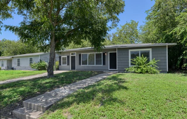 415 Byrnes Dr