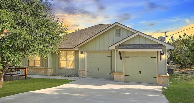 1039 Primrose Path
