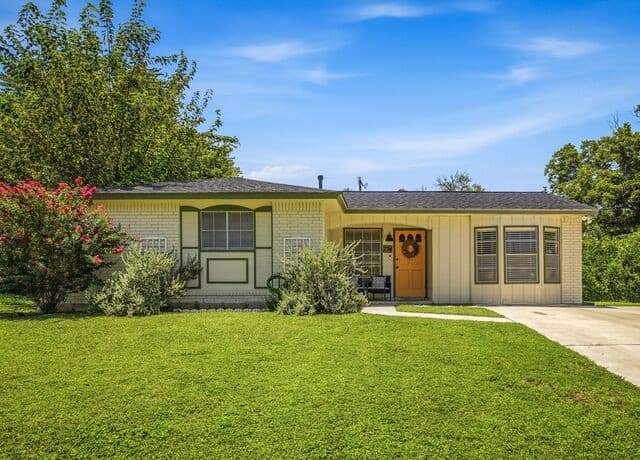 774 Clearview Drive