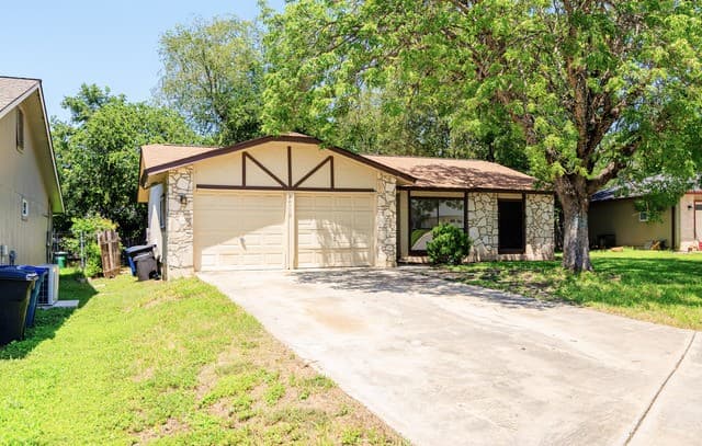 14110 Clover Hill