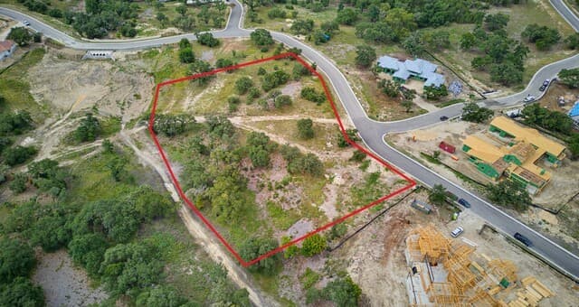 LOT 18 BLK 7 Barreal