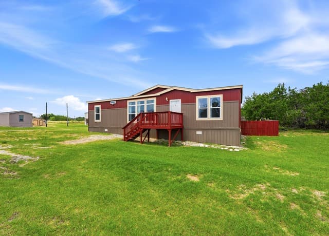 504 Private Road 1523