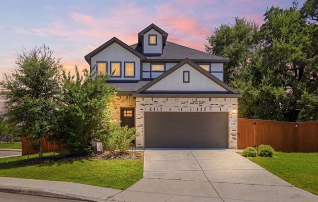 12518 Yellowstone Pt