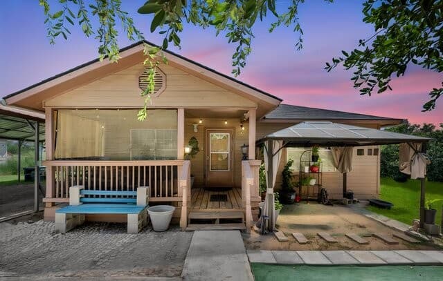 1520 Old Pleasanton Rd