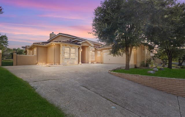 25022 Estancia Cir