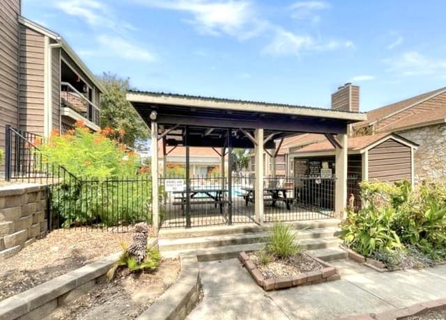 11520 Huebner Rd Unit 107