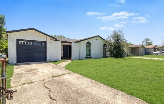 411 Samuel Dr