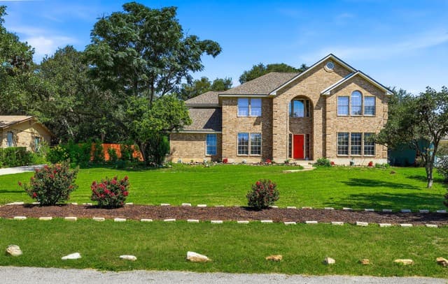 7443 Shady Hollow Ln