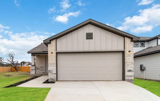 615 River Run Way