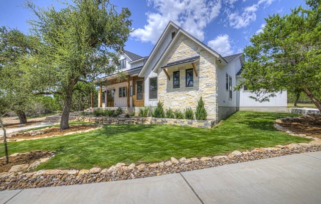 381 Mexican Hat Dr