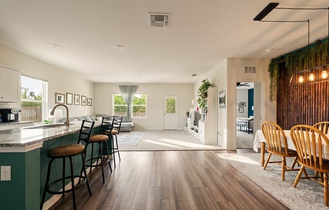 5948 Pearl Meadow