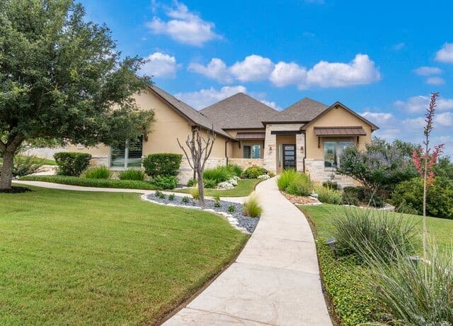 8103 Vanity Hill