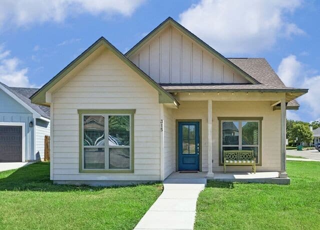 315 Sage Circle
