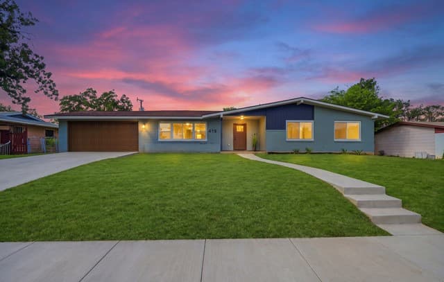 415 Redcliff Dr