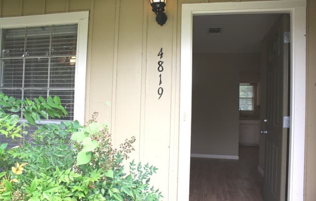 4819 Newcome Dr