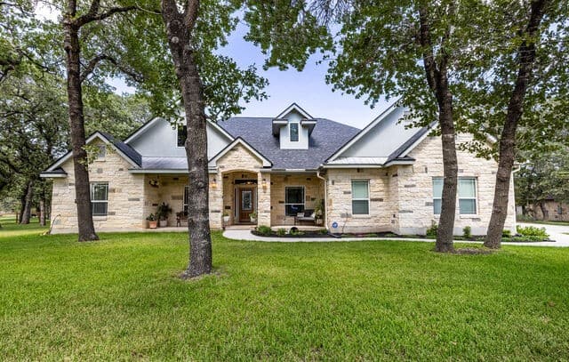 128 Chuckwagon Dr