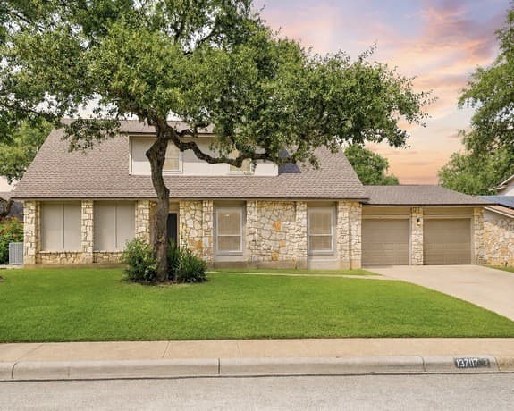13707 Oak Cabin