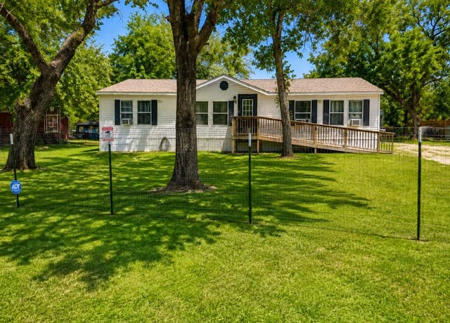 22950 Fawn Trail