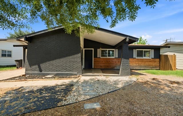 7115 Cypress Grove Dr
