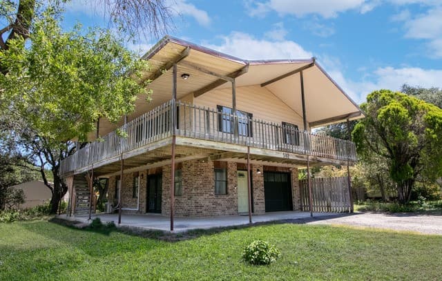 582 Orbit Dr