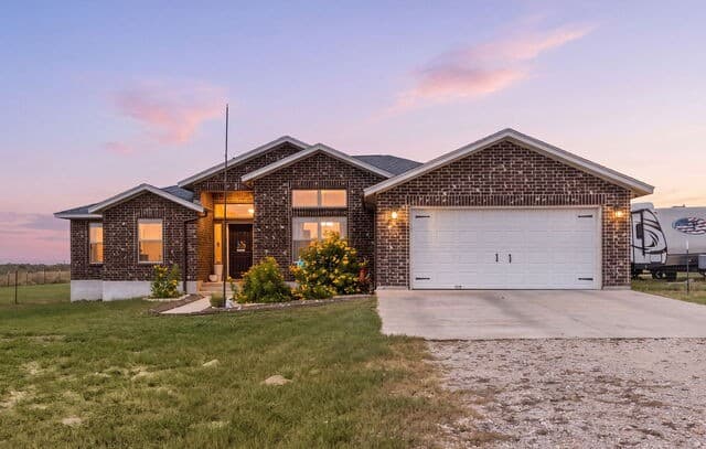 149 Lakeview Cir