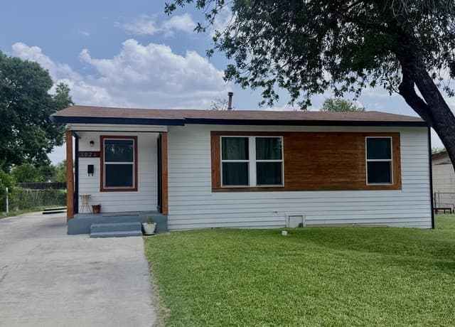 1026 NW 36th
