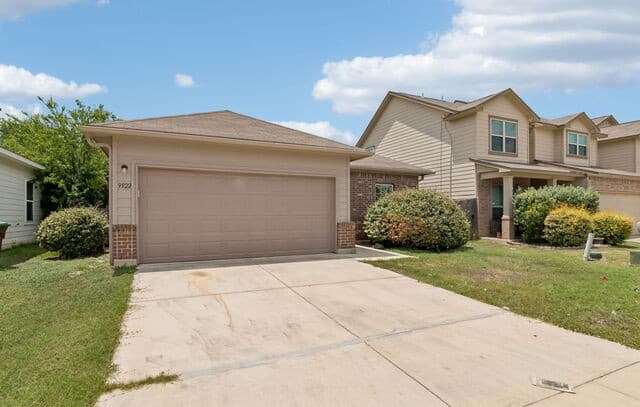 9922 Belmore