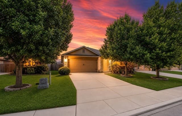 8838 Palmetto Falls