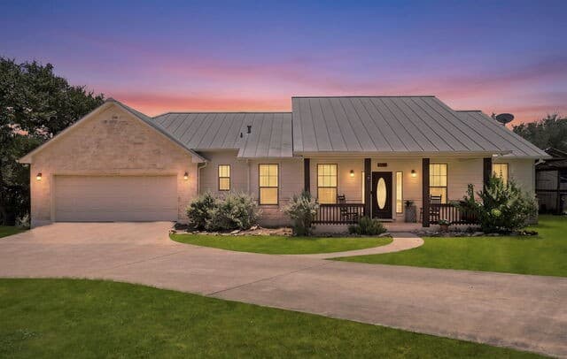 2700 Skyline Dr