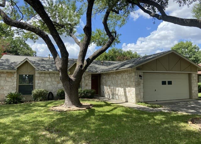 14107 Queensway