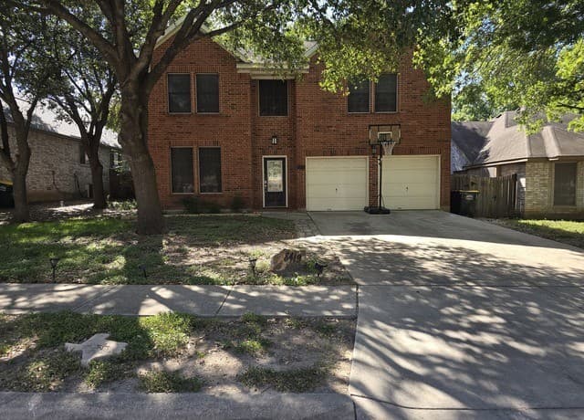 8419 Branch Hollow Dr