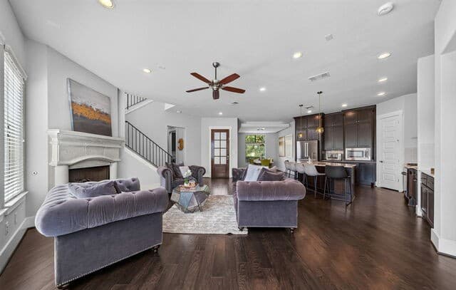 4612 Avery Way
