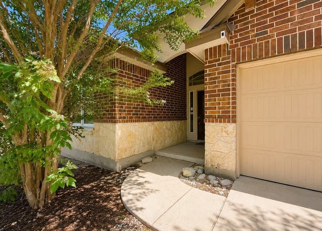 13911 Blakeville