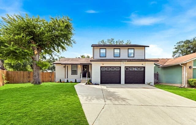 14318 Cedar Moss