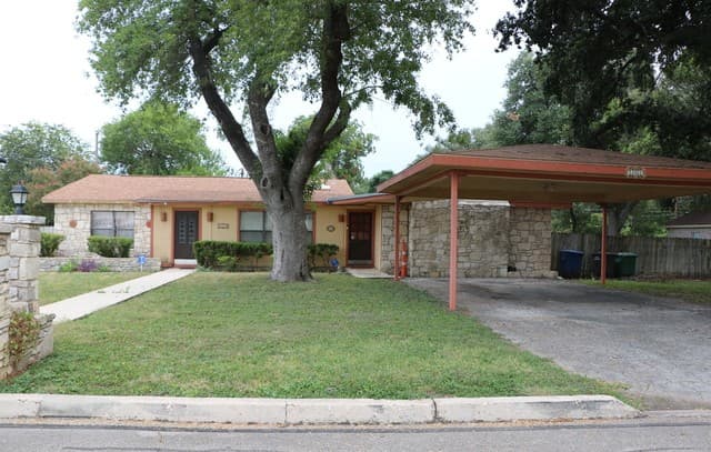 102 Audrey Alene Dr