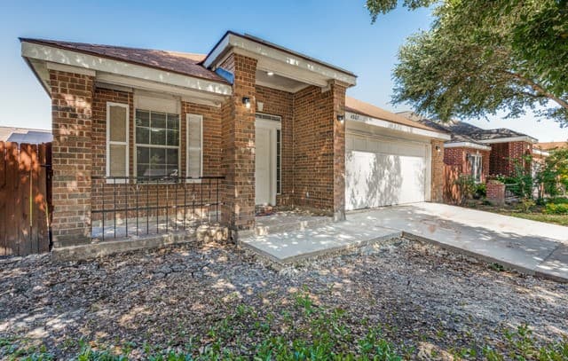 4807 Highland Farm
