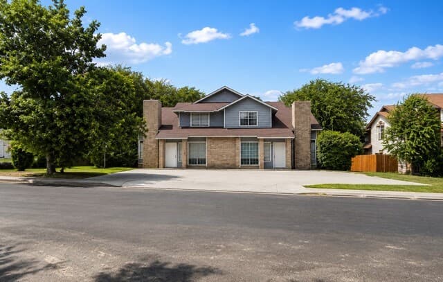 6710 Windsor Holw