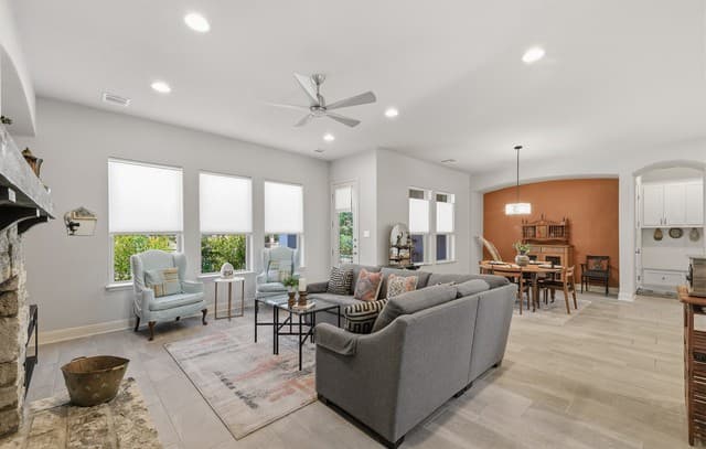4719 Avery Way