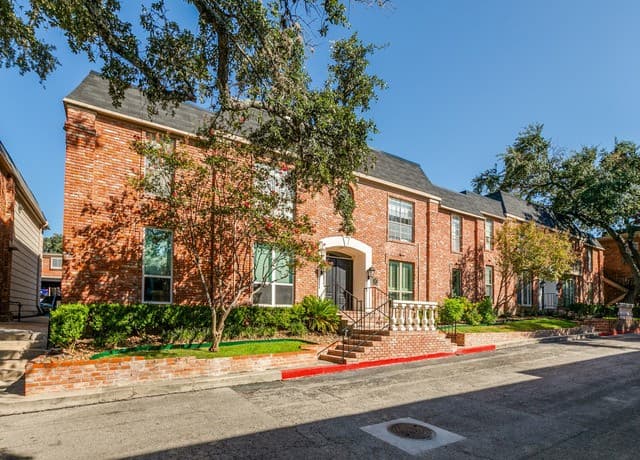 7500 Callaghan Rd Unit APT 205, San Antonio, TX 78229