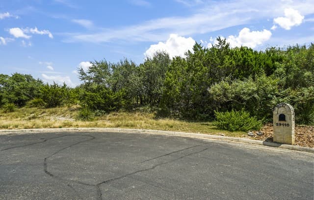 29114 Ledge Dr, Boerne, TX 78015