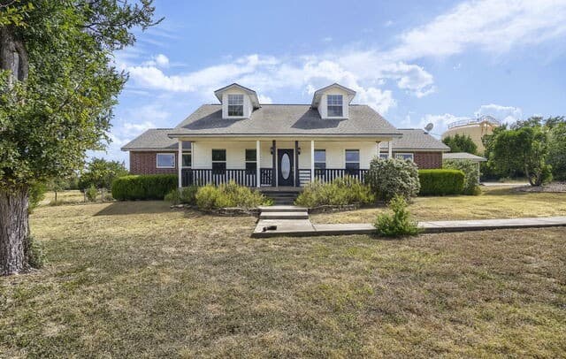 162 Arnold Dr
