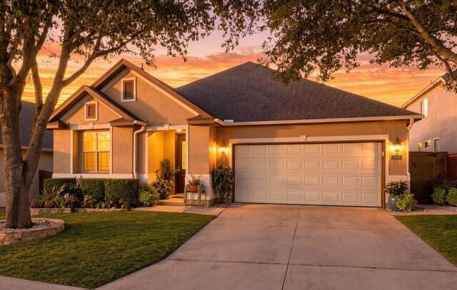 3615 Willow Walk