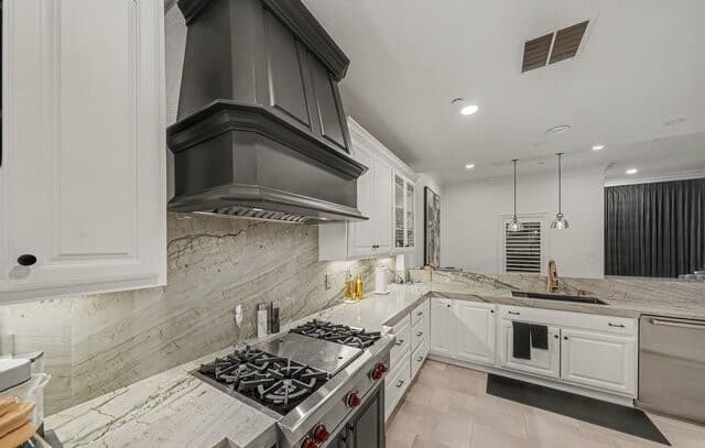 123 Eaton St Unit 102