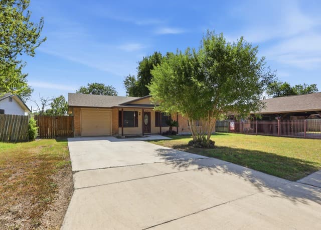 7614 Glen Briar