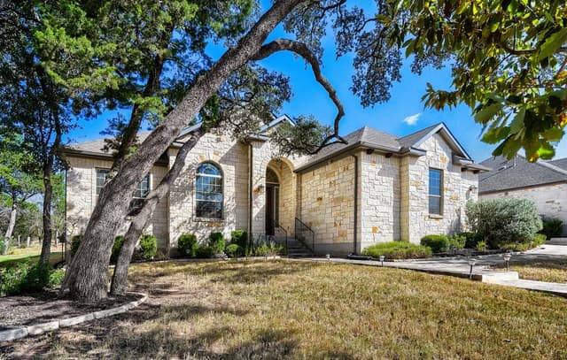 323 Allemania Dr