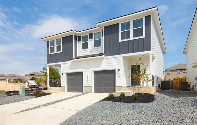 3945 Abbott Pass Unit 101