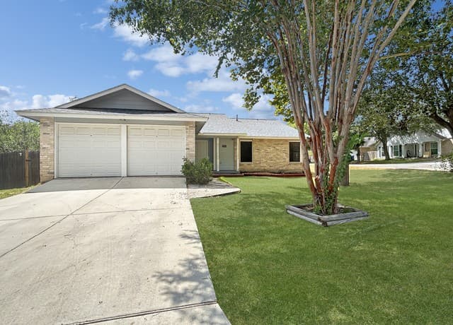 14702 Highland Peak