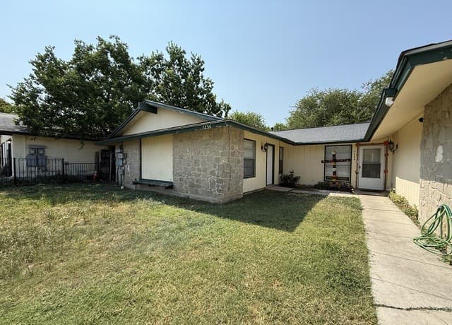 7236 Montgomery